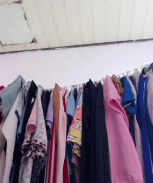 Livestream thay bikini lộ hàng cực phẩm gái xinh