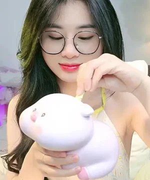 Video Anna gấu (gau_miu) stripchat live 30/07/2024